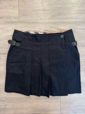 Burberry Black Pleated Mini Skirt with Side Buckles